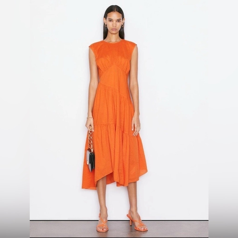 NWT FRAME Asymmetric Tiered Seersucker Midi-Dress